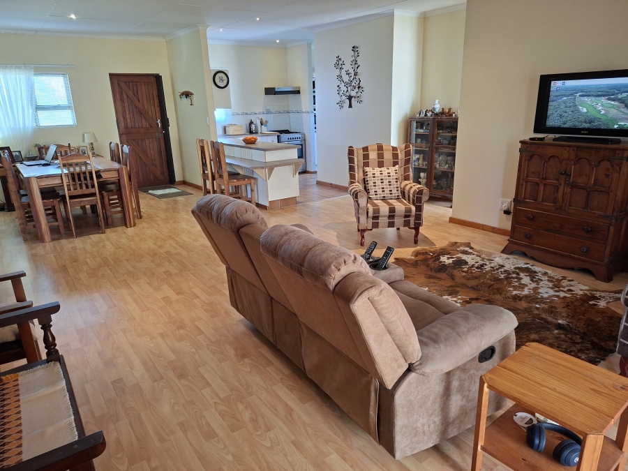 3 Bedroom Property for Sale in Boknesstrand Eastern Cape